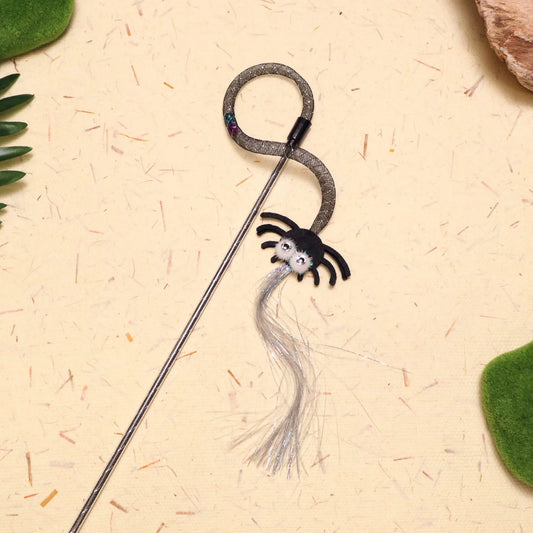 Spider Cat Teaser Wand – Elastic Mesh Stick with Tassel